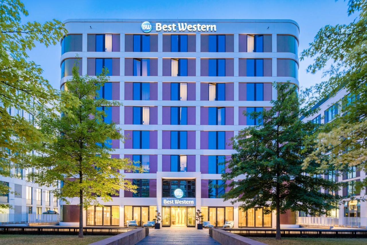 Western Airport Frankfurt 3*